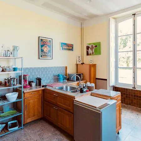 Chateau De Guest house