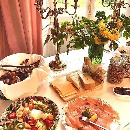 Guest house Chateau De