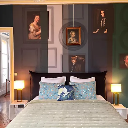 Chateau De Cesny-aux-Vignes