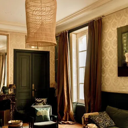 Guest house Chateau De Cesny-aux-Vignes