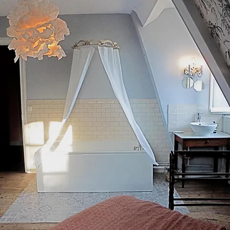 Chateau De Guest house