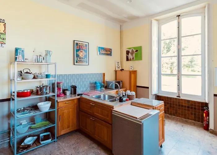 Chateau De Guest house